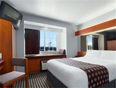 Microtel Inn & Suites By Wyndham Garland/Dallas Habitación foto
